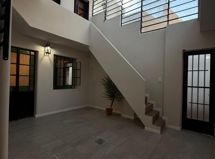 Casa · 100m² · 6 Ambientes