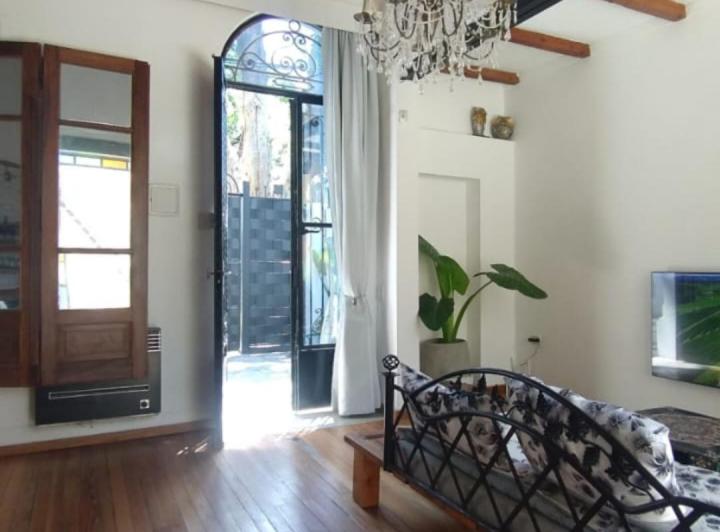 Casa · 72m² · 1 Dormitorio · 1 Cochera