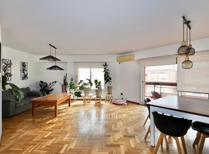 Departamento · 142m² · 4 Ambientes · 1 Cochera