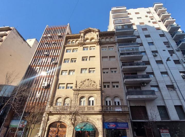 Departamento · 120m² · 6 Ambientes