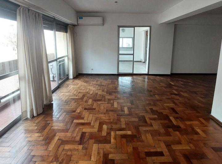 Departamento · 145m² · 4 Ambientes · 1 Cochera
