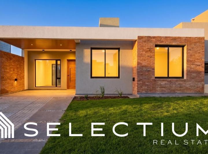 Casa · 107m² · 5 Ambientes · 1 Cochera