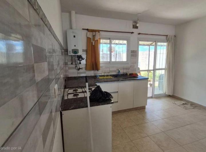 Casa · 99m² · 1 Ambiente · 1 Cochera