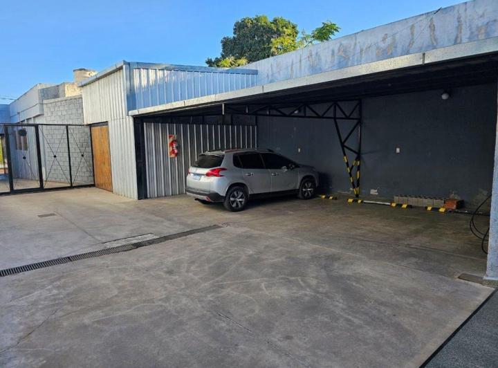 Bodega-Galpón · 300m²