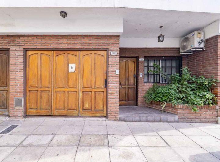 PH · 127m² · 5 Ambientes · 1 Cochera