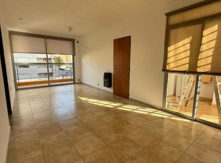 Departamento · 75m² · 6 Ambientes