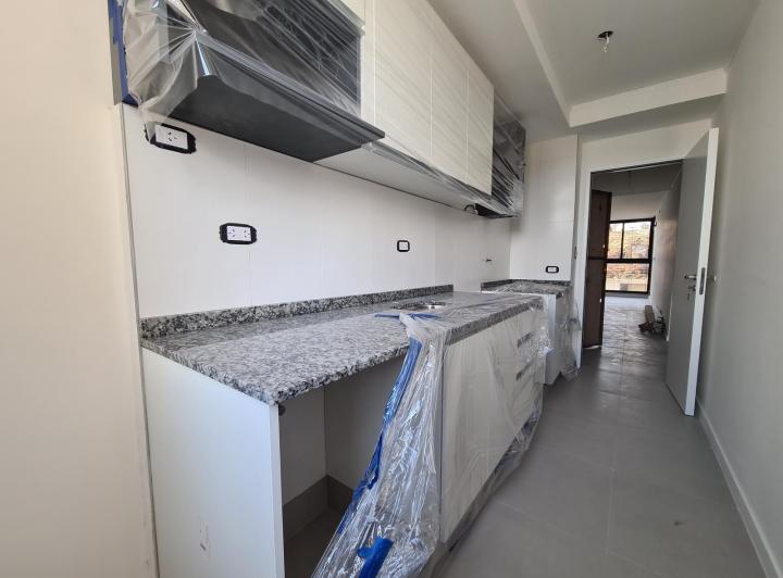 Departamento · 60m² · 5 Ambientes · 1 Cochera