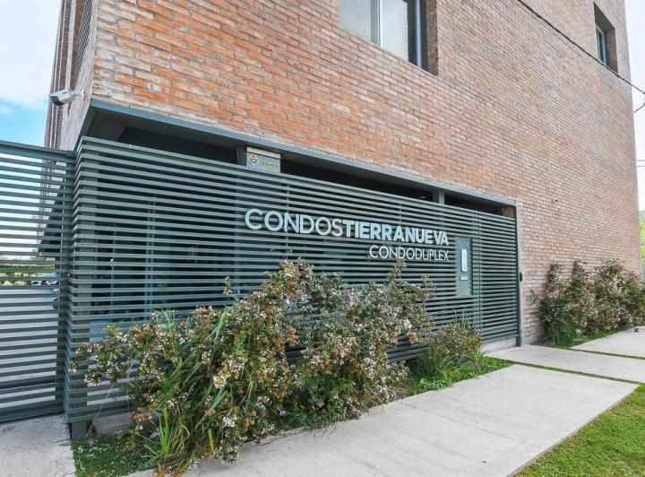 Departamento · 85m² · 5 Ambientes · 1 Cochera
