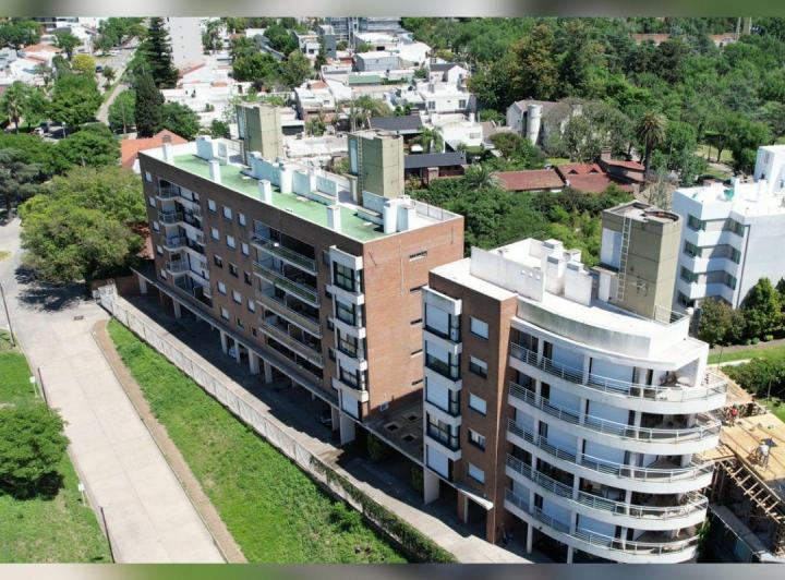 Departamento · 100m² · 4 Ambientes · 1 Cochera