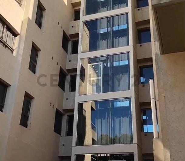 Departamento · 87m² · 6 Ambientes · 1 Cochera