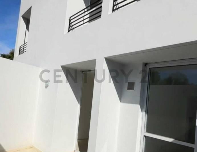 Departamento · 64m² · 4 Ambientes · 1 Cochera