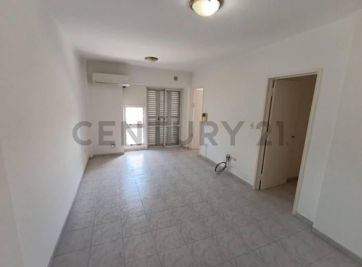Departamento · 65m² · 4 Ambientes · 1 Cochera
