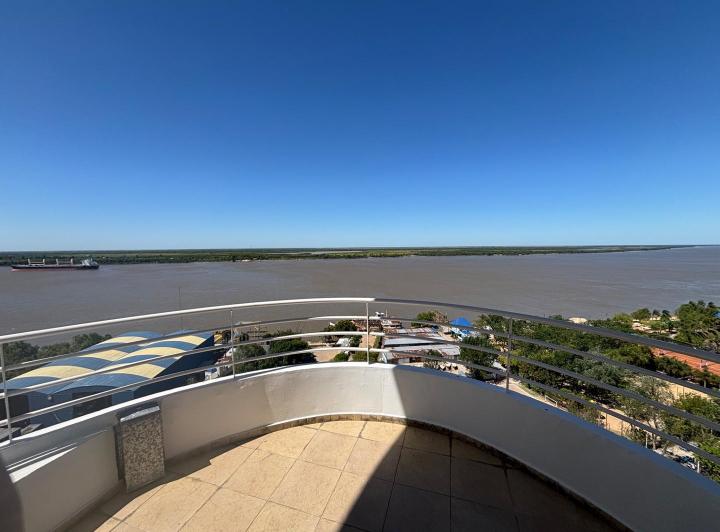 Departamento · 196m² · 3 Ambientes · 1 Cochera