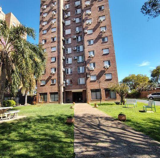Departamento · 60m² · 4 Ambientes · 1 Cochera