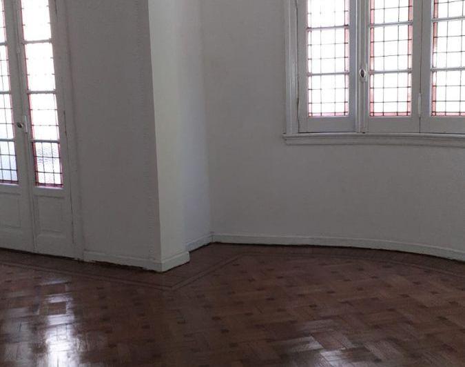 Departamento · 187m² · 8 Ambientes · 1 Cochera