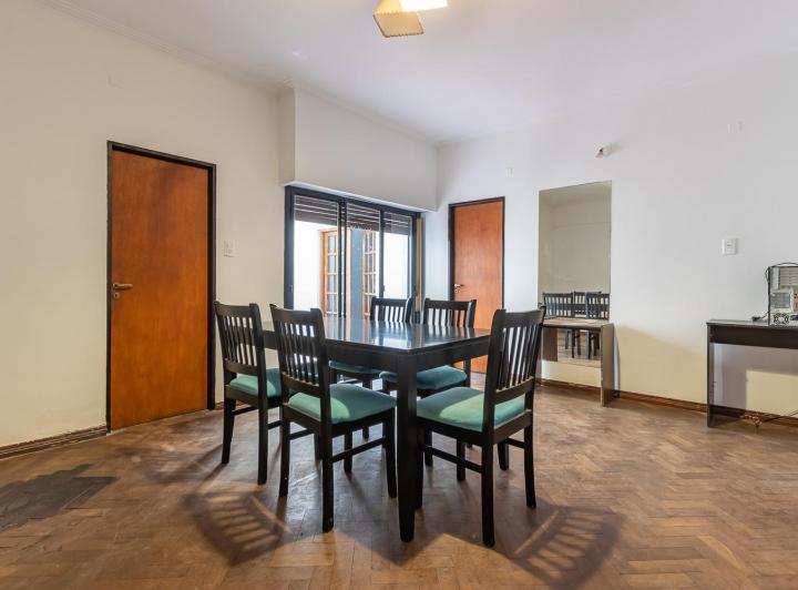 Departamento · 93m² · 5 Ambientes · 1 Cochera