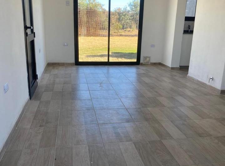 Casa · 250m² · 3 Dormitorios