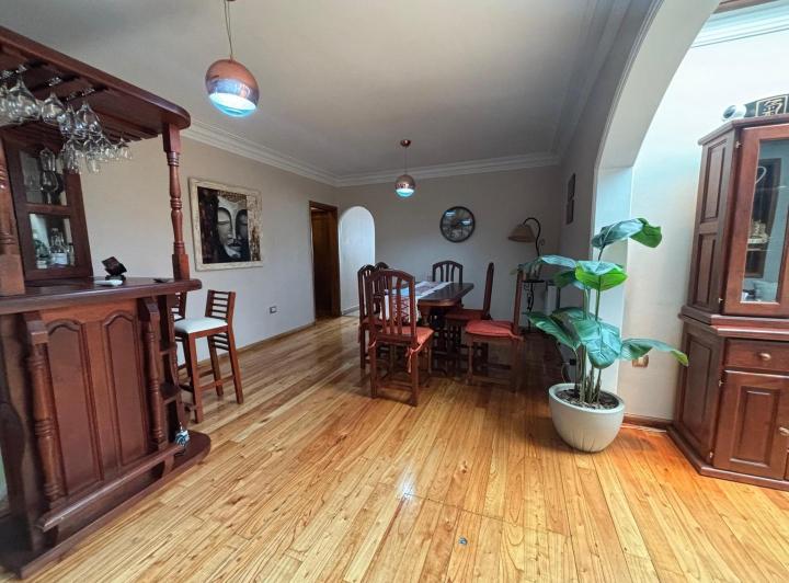Departamento · 90m² · 4 Ambientes · 1 Cochera