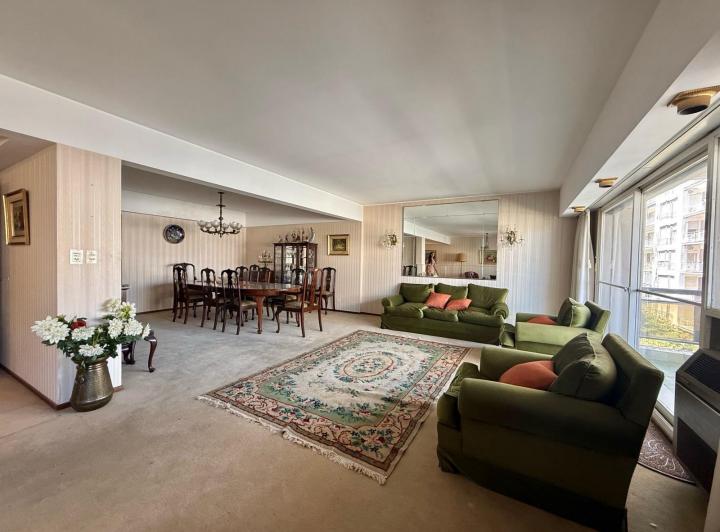 Departamento · 259m² · 7 Ambientes · 1 Cochera