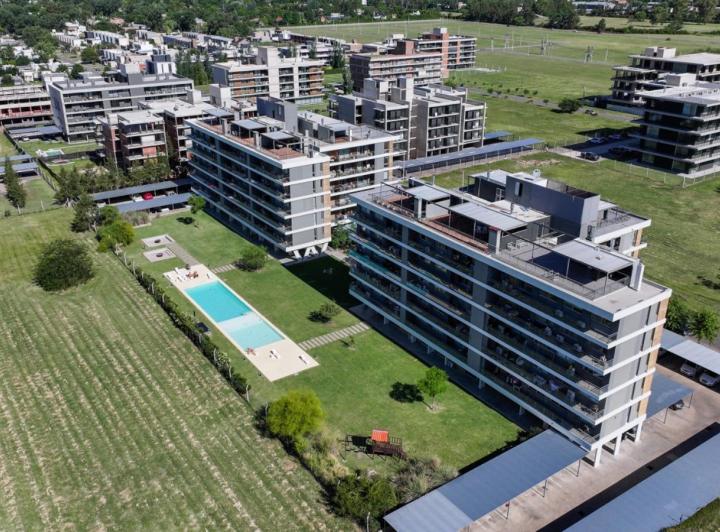 Departamento · 40m² · 2 Ambientes · 1 Cochera