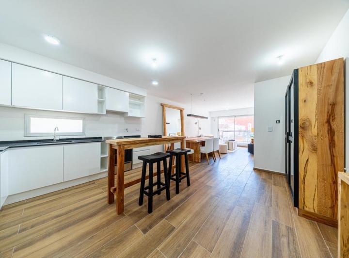 Departamento · 78m² · 5 Ambientes · 1 Cochera