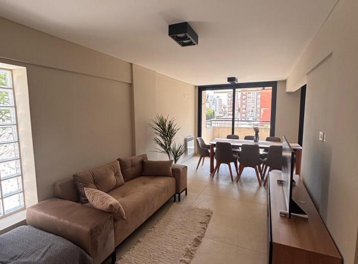Departamento · 102m² · 4 Ambientes · 1 Cochera