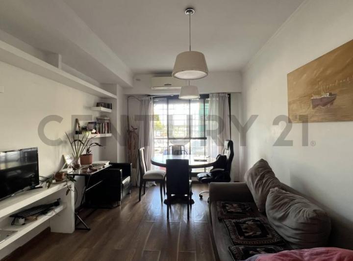 Departamento · 61m² · 4 Ambientes · 1 Cochera