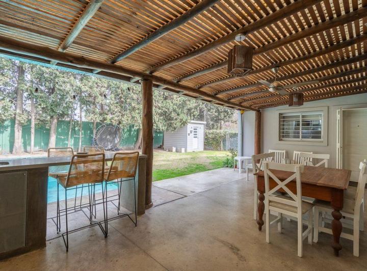Casa · 145m² · 5 Ambientes · 1 Cochera