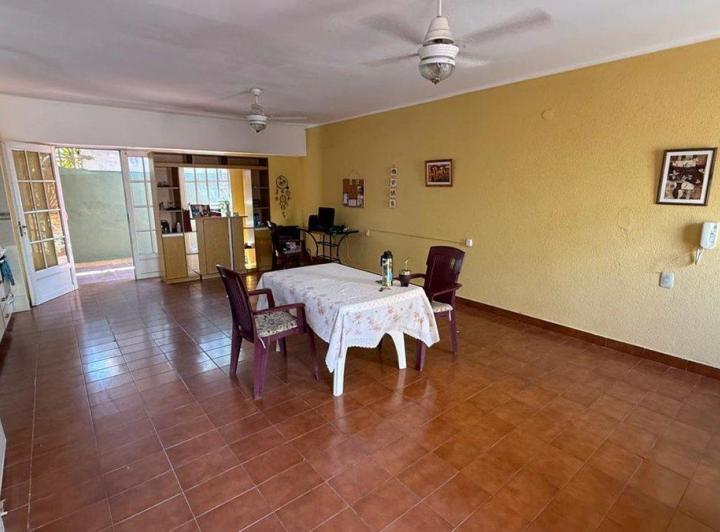 Casa · 75m² · 3 Ambientes · 1 Cochera