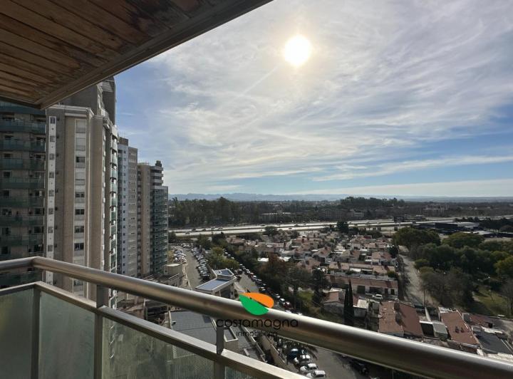 Departamento · 60m² · 4 Ambientes · 1 Cochera