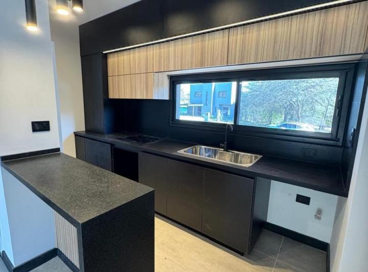 Casa · 198m² · 4 Ambientes