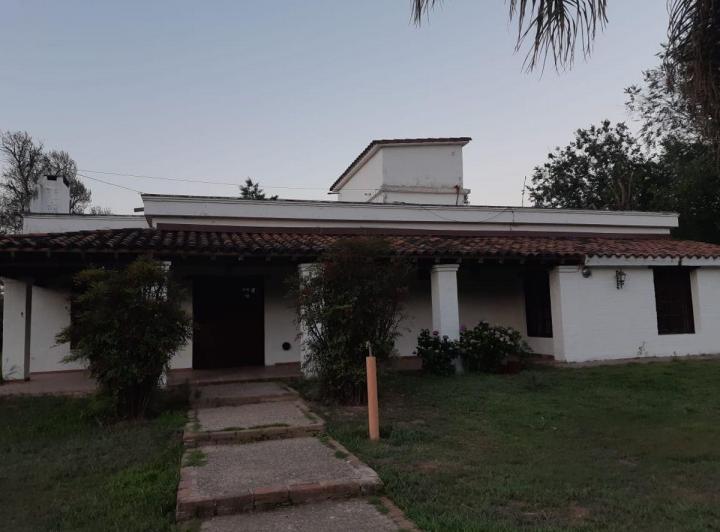 Casa · 260m² · 6 Ambientes