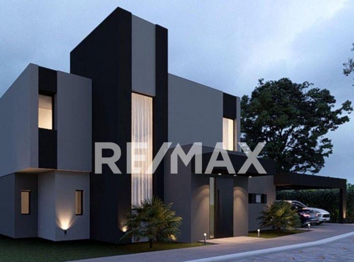Casa · 360m² · 5 Ambientes · 1 Cochera