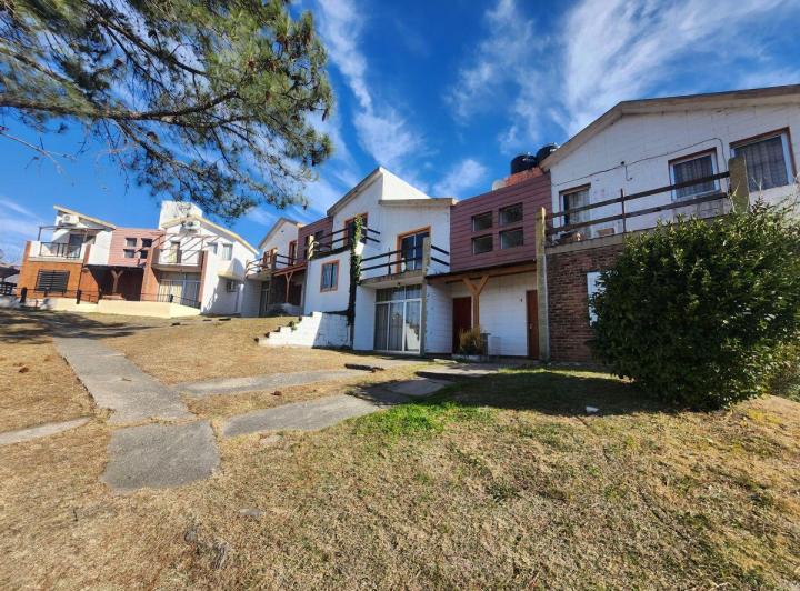 Departamento · 68m² · 3 Ambientes · 1 Cochera