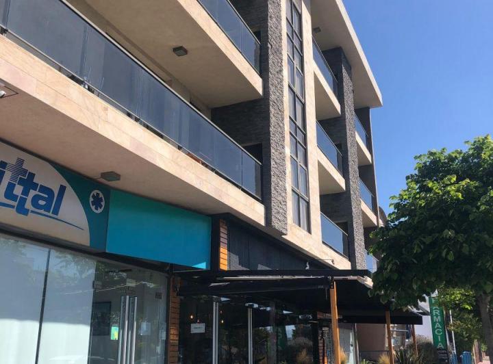 Departamento · 80m² · 3 Ambientes · 1 Cochera