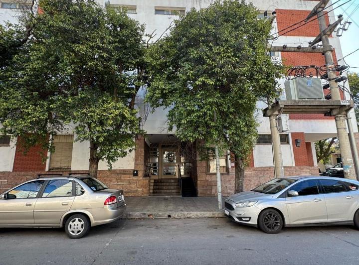 Departamento · 80m² · 5 Ambientes
