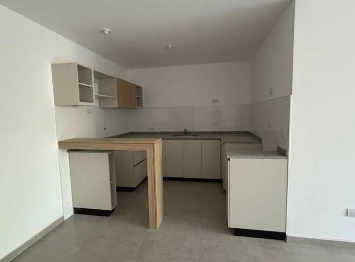 Departamento · 68m² · 5 Ambientes · 1 Cochera