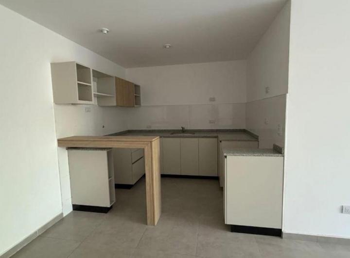 Departamento · 68m² · 5 Ambientes · 1 Cochera