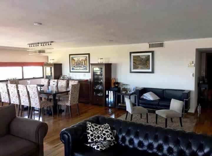 Departamento · 330m² · 5 Ambientes · 2 Cocheras