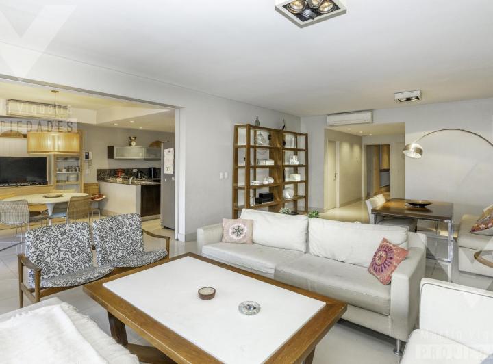 Departamento · 181m² · 4 Ambientes · 2 Cocheras