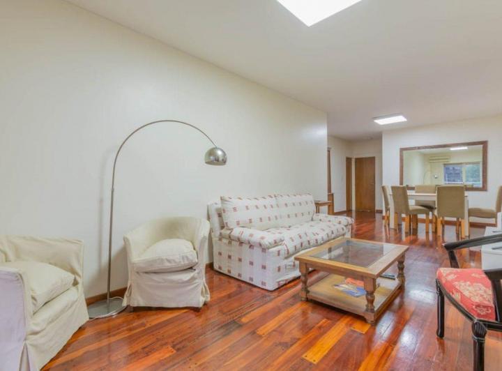 Departamento · 104m² · 4 Ambientes · 1 Cochera