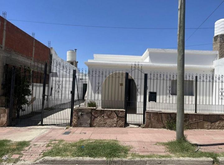 Casa · 139m² · 7 Ambientes
