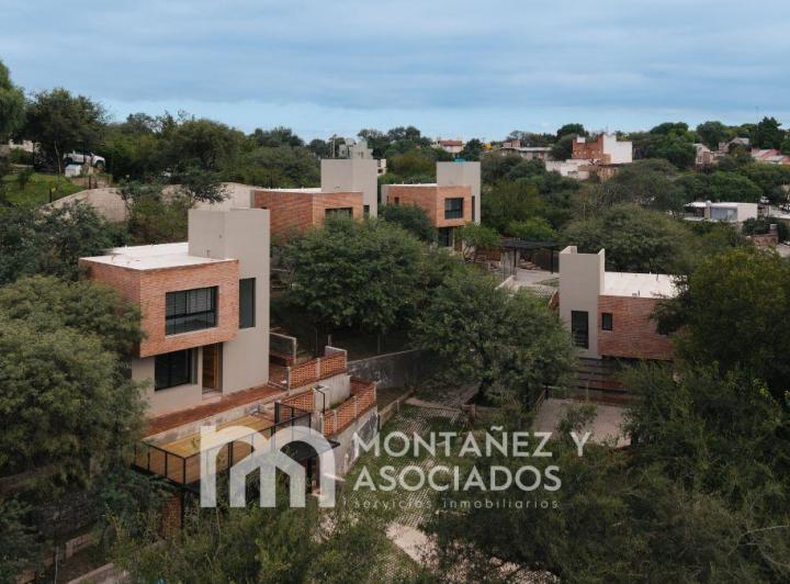 Casa · 450m² · 4 Ambientes