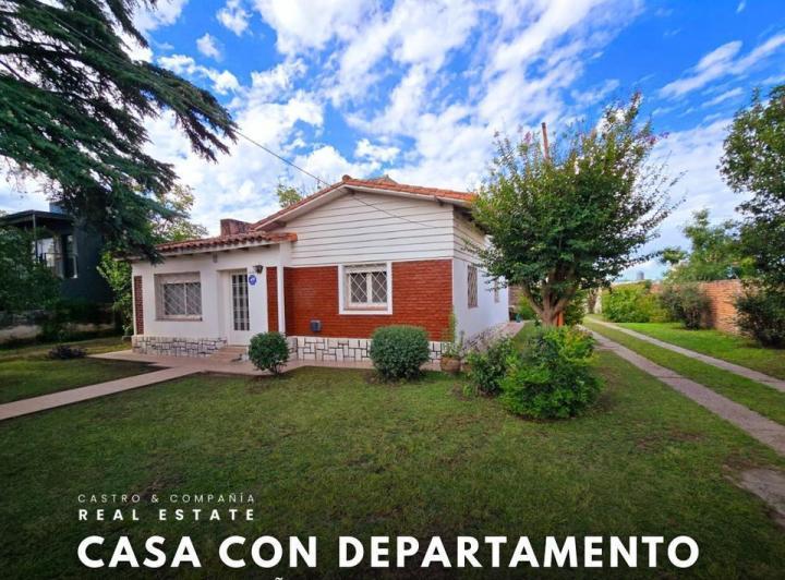 Casa · 175m² · 7 Ambientes · 1 Cochera