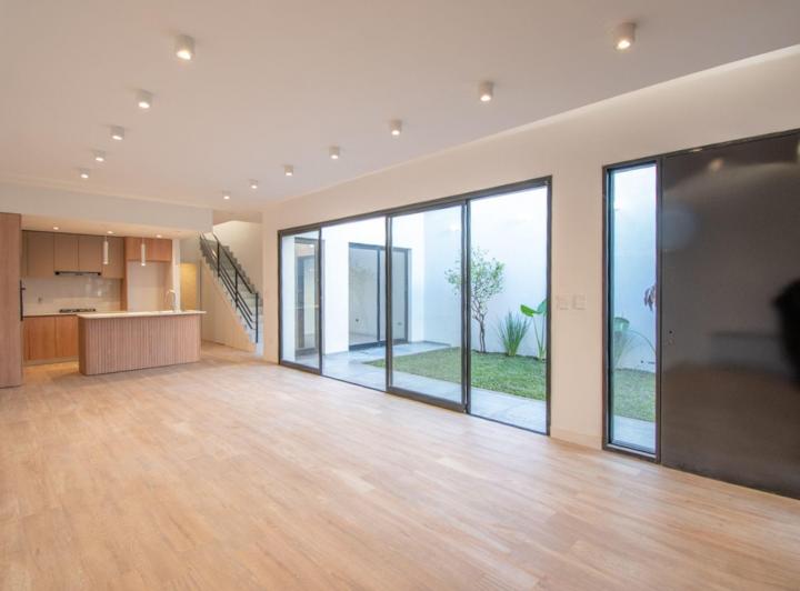 Casa · 125m² · 4 Ambientes · 1 Cochera