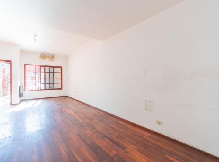 Casa · 101m² · 4 Ambientes · 1 Cochera