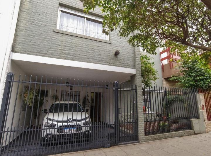 Casa · 47m² · 4 Ambientes · 1 Cochera