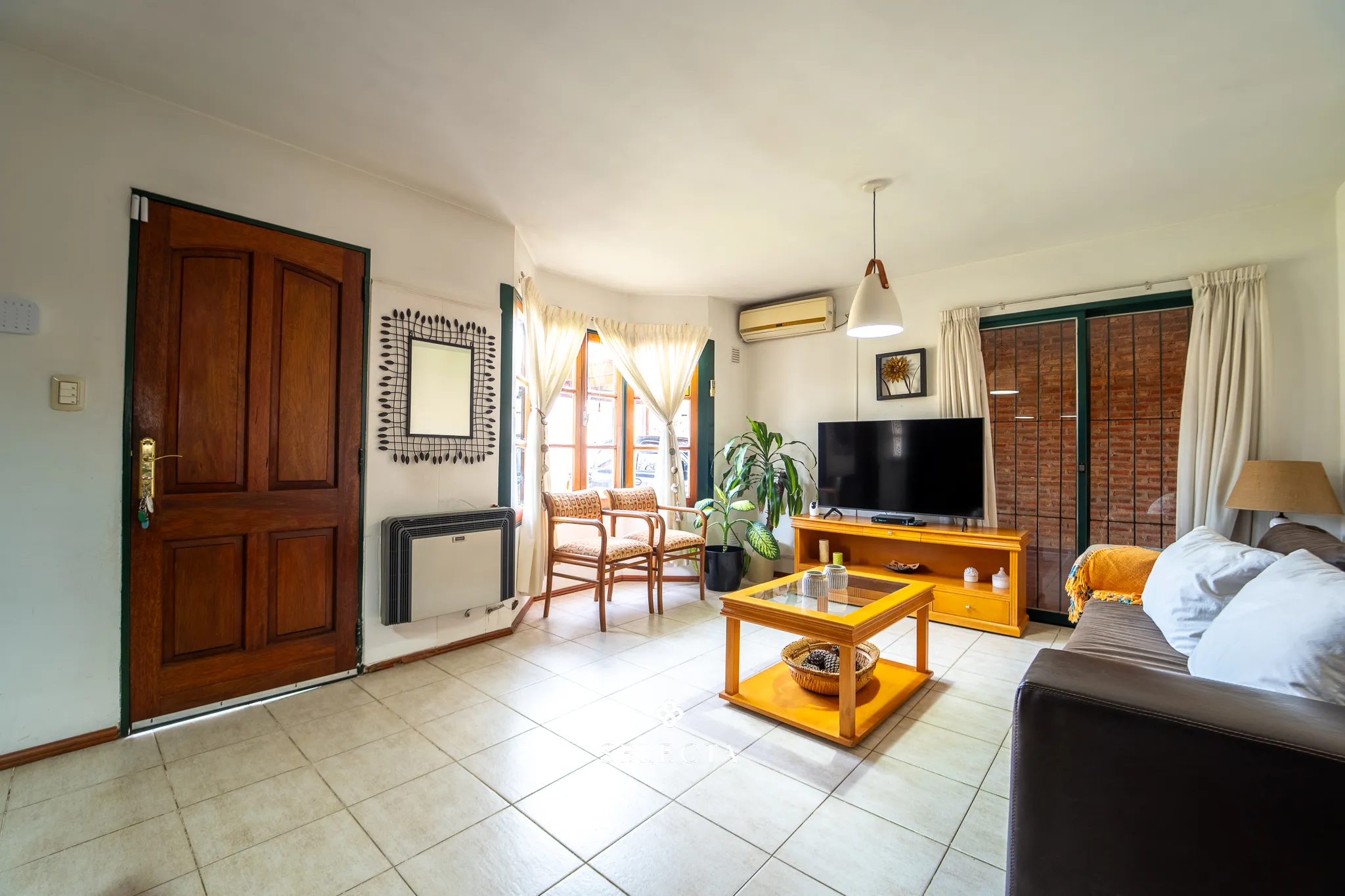 Housing sobre Recta Martinoli | 3 dormitorios, seguridad 24 hs