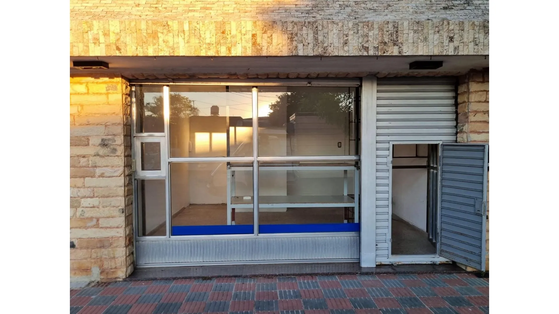 Fraga 2100, Local comercial en alquiler, 25 m2.