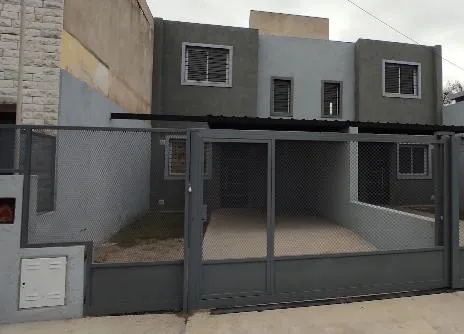 APTO CRÉDITO.Vendo duplex c2 dorm.BLos Naranjos..